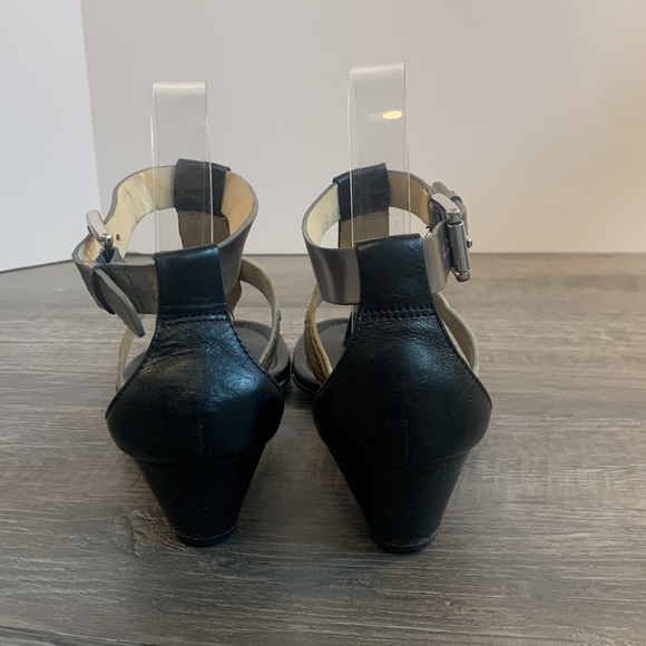 Coach "velvet" wedge sandals size 6 - Picture 4 of 8